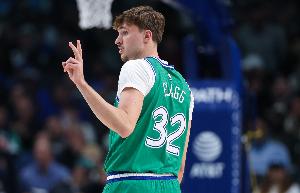 克莱：弗拉格想隔扣字母哥 他毫无畏惧 我欣赏他的勇气