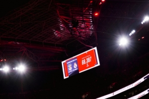 本菲卡vs皇马现场观众66387人，刷新光明球场上座人数纪录